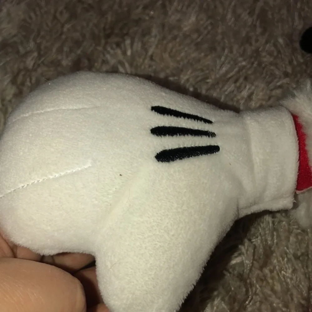 Disney 16” winter snowflake‎ Minnie Mouse plush